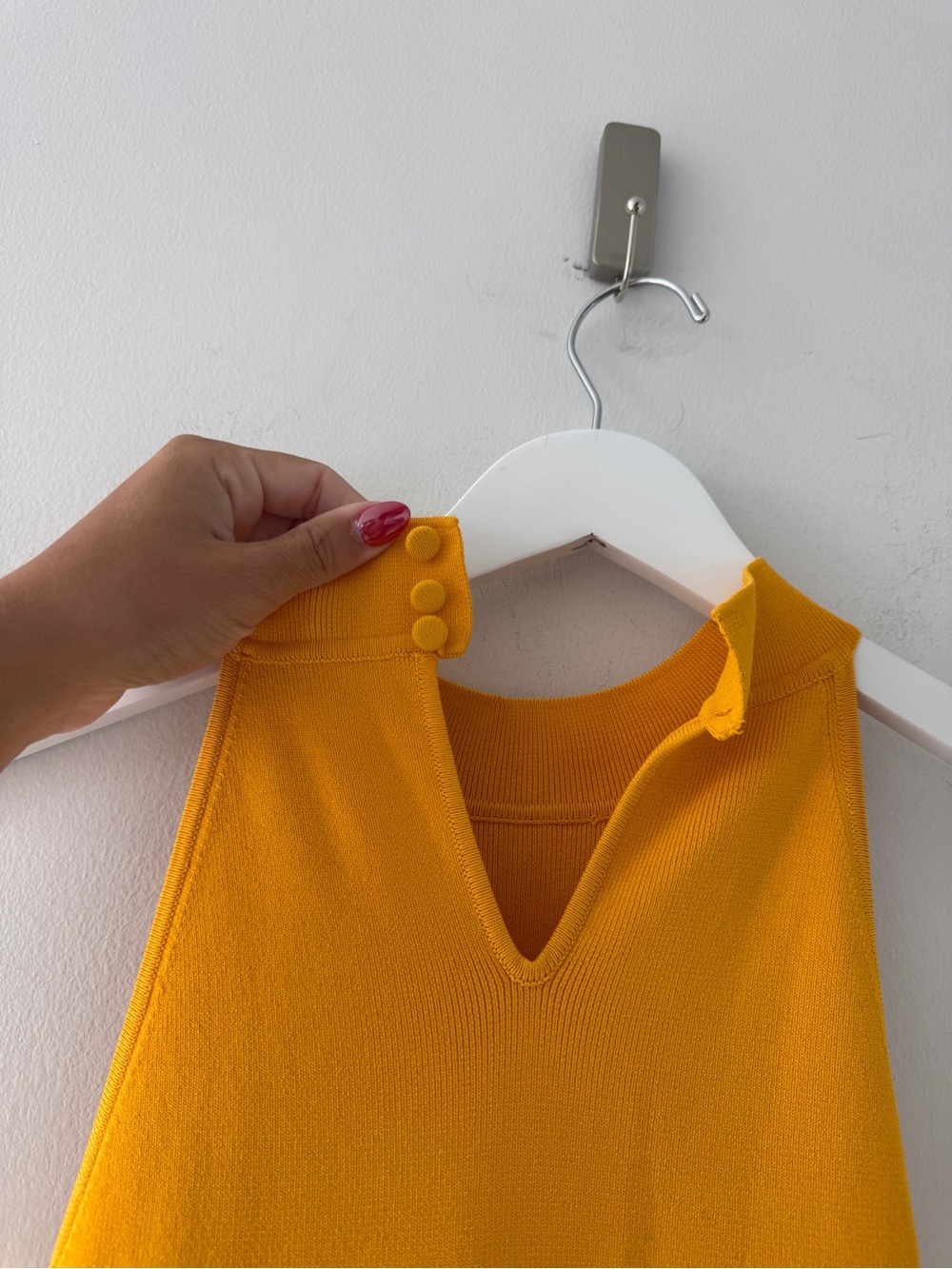 SOLID & STRIPED Isola Dress in Pineapple XS - Picture 8 of 9